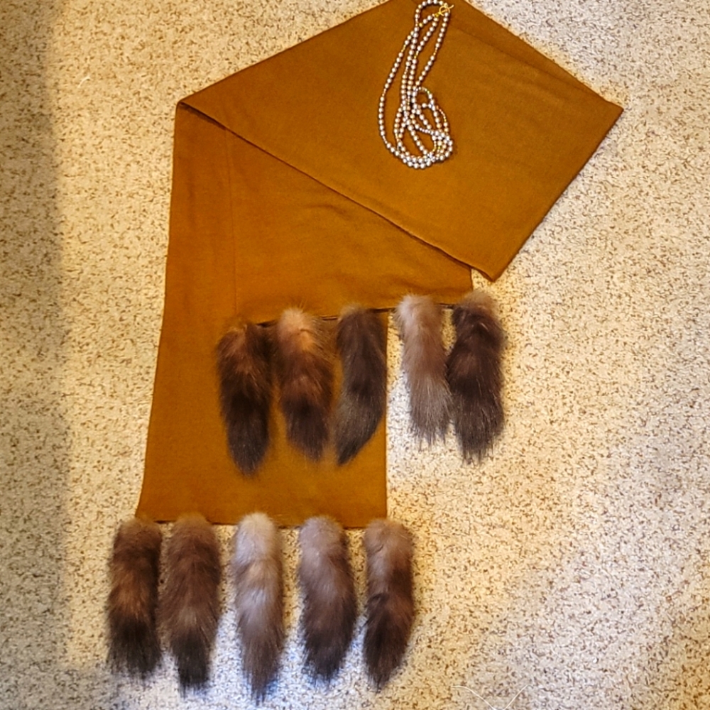 Rusty Winter Mink Tail Scarf